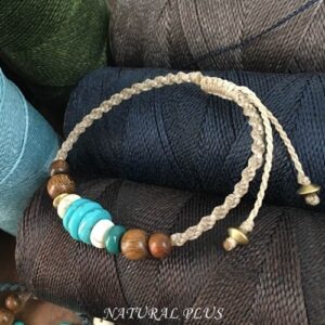 マクラメビーズブレスレット